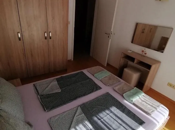 Apartment Em Kristal *