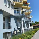 Em Kristal Apartament *
