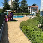 Em Kristal