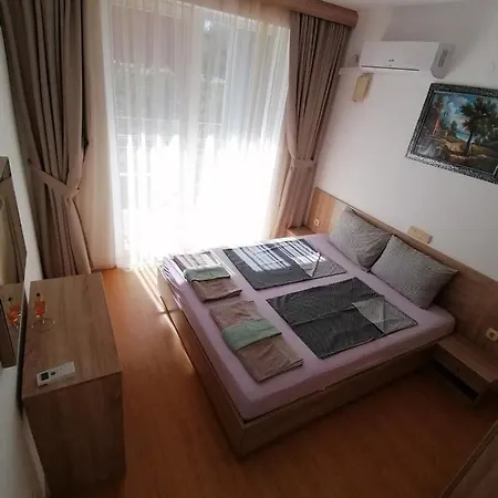 Apartment Em Kristal