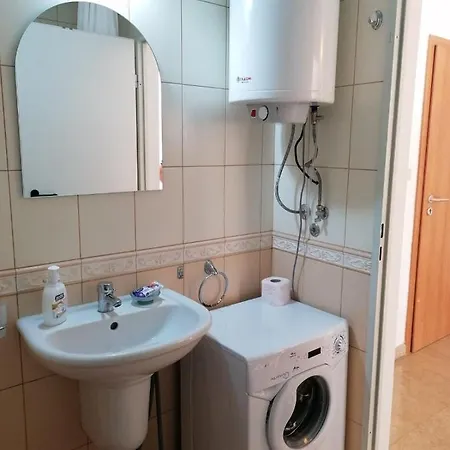 Em Kristal Apartment Nesebar