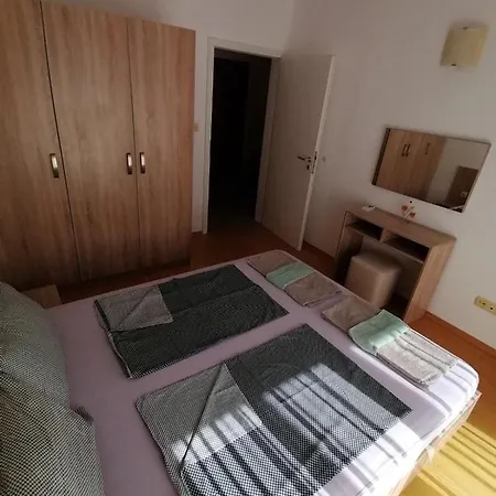 Apartment Em Kristal *